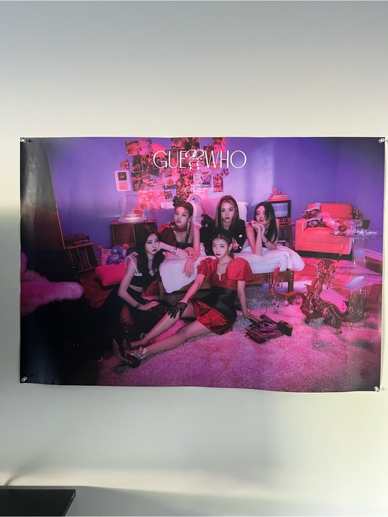 Other - ITZY Guess Who K-Pop Wall Banner Poster Purple Pink Room Decor 30 x 21